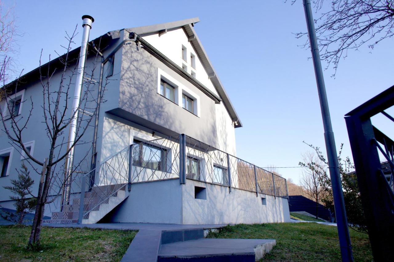 Mira By Atra Bed and Breakfast Teşila Εξωτερικό φωτογραφία