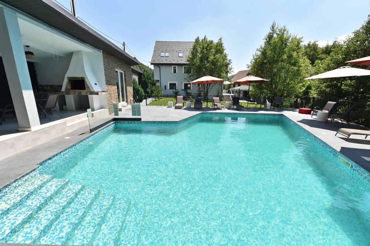 Mira By Atra Bed and Breakfast Teşila Εξωτερικό φωτογραφία